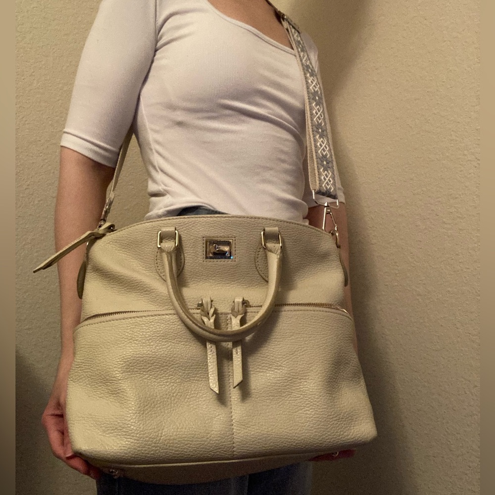 Dooney & Bourke Cream Leather Tote with Patterned Crossbody Strap